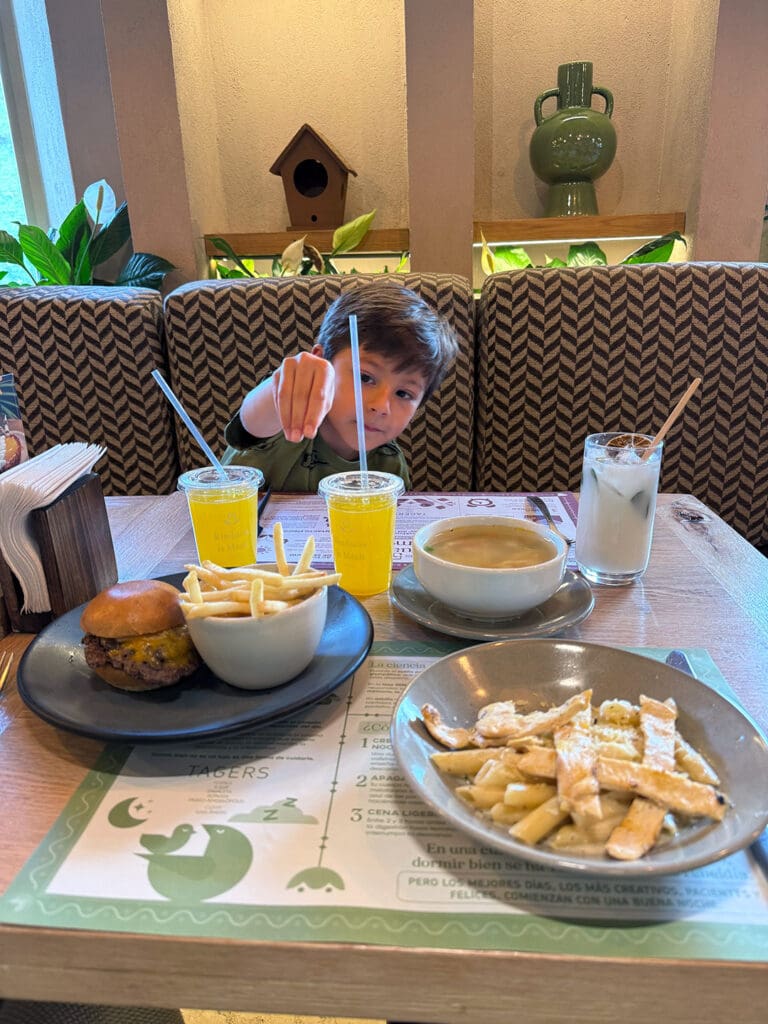 restaurantes con áreas para niños