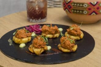 Mixología y platillos mexicanos en Rufino gastrobar