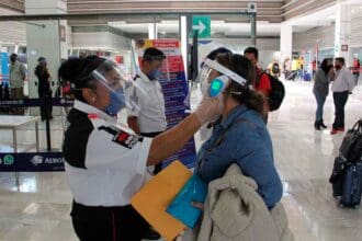 ¿Qué medidas están tomando los aeropuertos ante la pandemia?