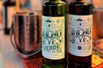 Descubre los secretos del licor Ancho Reyes
