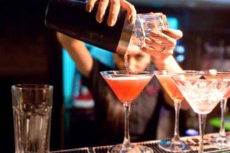 Mujeres tras la barra: el poder de tres bartenders mexicanas