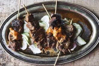 Brochetas de cordero