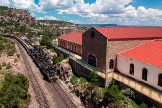 Chepe: encuentro con la magnificencia de Chihuahua