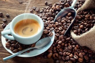 Café: la bebida que despierta al mundo