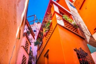 Callejón del Beso: una leyenda de amor que perdura