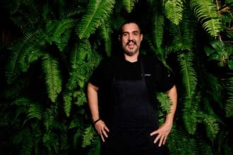 Conoce al chef Santiago Fernández, orgulloso embajador de la cocina de Costa Rica