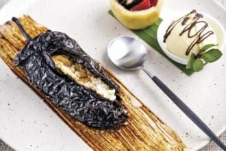 Chile ancho dulce relleno de mousse