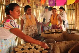 Mujeres de humo, el sabor de lo nuestro