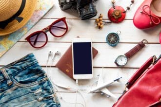 Viaja ligero: 7 consejos de moda para vuelos internacionales