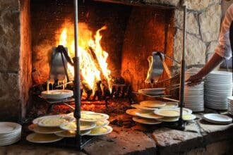 Dónde comer en tus 4 destinos de esquí favoritos de Norteamérica