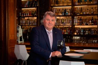 Enrique Pascual: «En México se consumen 2 millones de botellas de vino de Ribera del Duero»