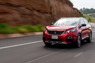 Experiencia Peugeot SUV: inspiradora trilogía francesa