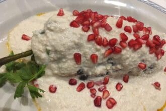 Los chiles en nogada llegaron a El Cardenal