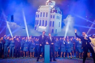 KLM celebra 100 años de historia  