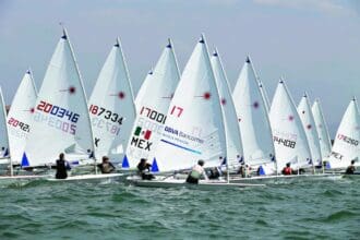 El mar se viste de blanco con la Regata Copa México 2016
