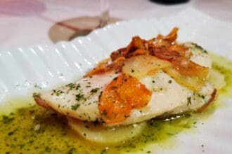 La Mallorquina: huevos rotos y fabada, ¡arriba España!