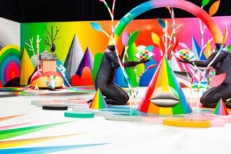 Metamorfosis: la experiencia inmersiva de Okuda San Miguel