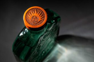 Mezcal Ancestral Patatús: celebra la riqueza de la cultura Huichol