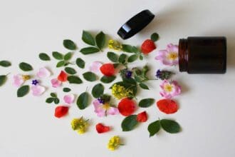 Natura Bissé te ayuda a consentir tu piel en el mes rosa