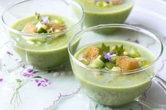 Gazpacho de pepino y aguacate