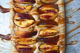 Flatbread de nectarina