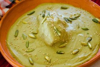 Pipián verde con un toque del chef Erik Santiago