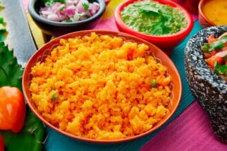 5 platillos que adoptamos como mexicanos