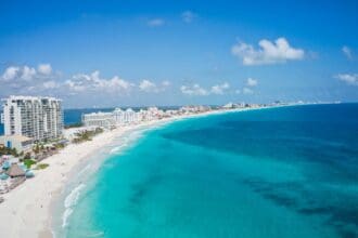 ¡Hasta pronto mar! México cierra sus playas por COVID-19