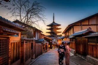 ¡Japón reabre al turismo!