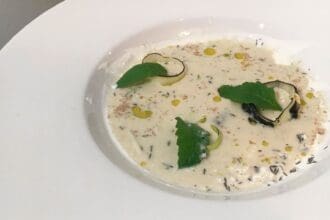 Cocina una deliciosa crema de elote del chef Rodrigo Carrasco