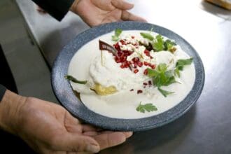 Apunta la receta del chile en nogada del chef Fernando Barrales