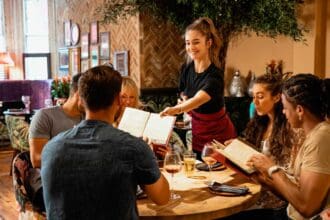 Restaurantes de Ciudad de México obligados a mostrar precios de menú