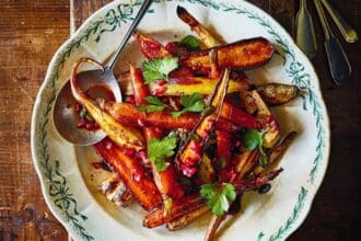 Zanahorias y chirivías asadas