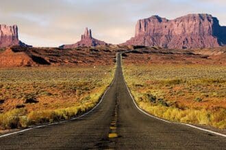 Rutas en el mundo para recorrer en motocicleta