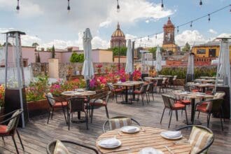 Tragos, sol y muy buenas vistas: 5 bares y terrazas en San Miguel de Allende