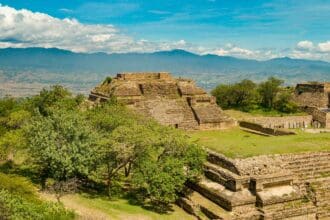 SECTUR solicita declarar el turismo como actividad esencial en México