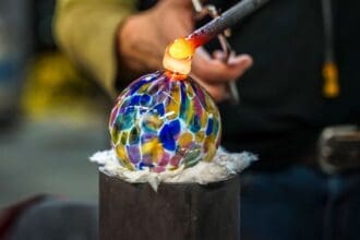 Vidrio soplado: una de las joyas artesanales de Tonalá