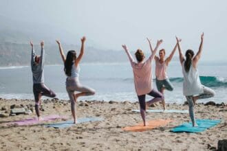Hoteles para practicar yoga mientras contemplas vistas espectaculares