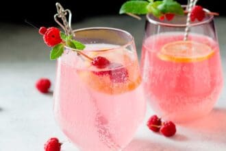 3 cocteles espumosos para disfrutar en primavera