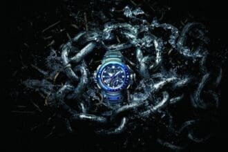 Reloj contra tiburones