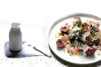 Ensalada de higos a la parrilla y jamón de Parma