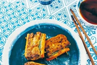 Brochetas  de carne y verduras