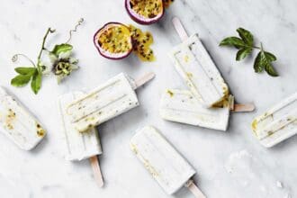 Paletas de maracuyá a la menta
