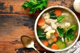 Celebra el Día Mundial del Caldo de Pollo