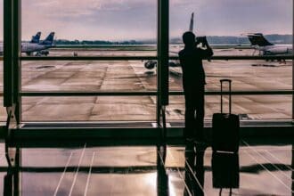 Toma tus precauciones: algunos extranjeros que hagan escala en México necesitarán visa