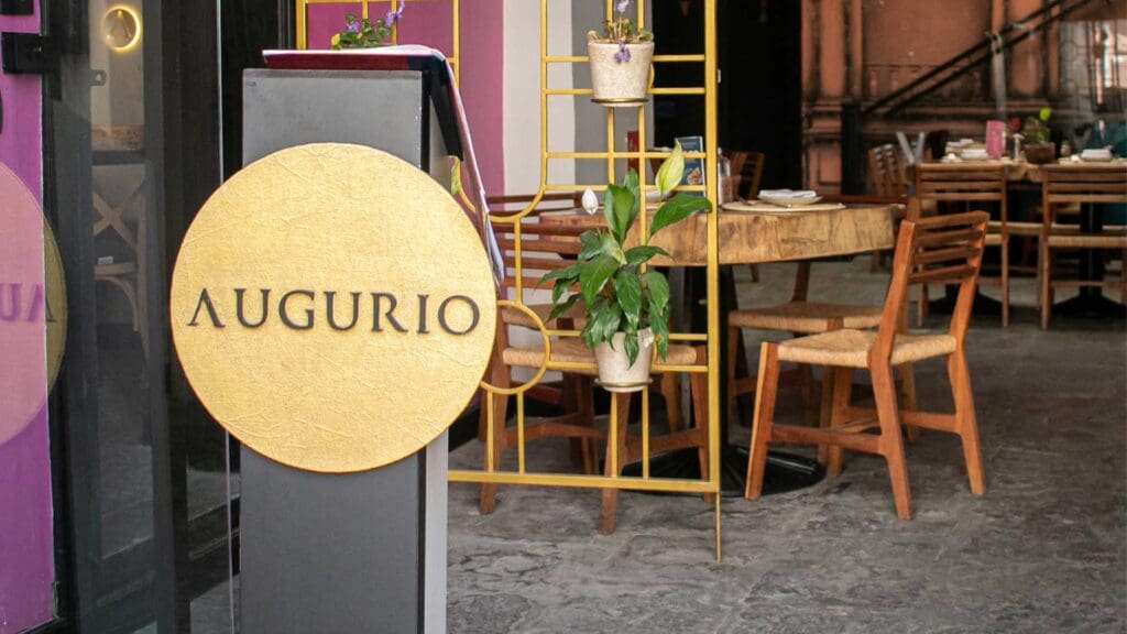 Restaurante Augurio: el recuento de 7 años mostrando la cocina tradicional  de Puebla | Food and Travel México