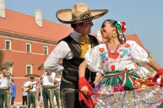 Trajes típicos de México: miles de historias para vestir