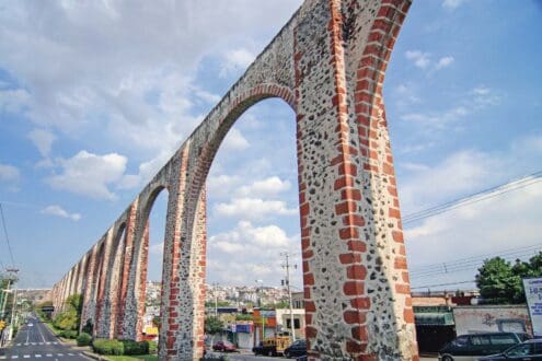Santiago de Querétaro: trazos de leyenda