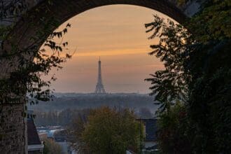 ¡Atención visitantes de París! La Torre Eiffel permanecerá cerrada