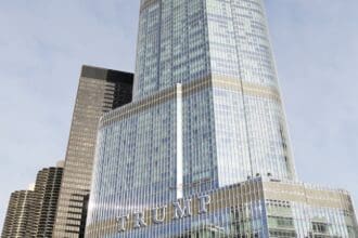 Empresas turísticas suspenden relación con Trump